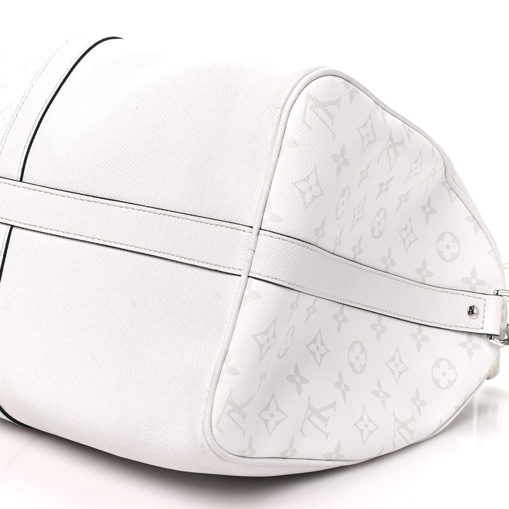 Monogram Taiga Keepall Bandouliere 45 Optic White