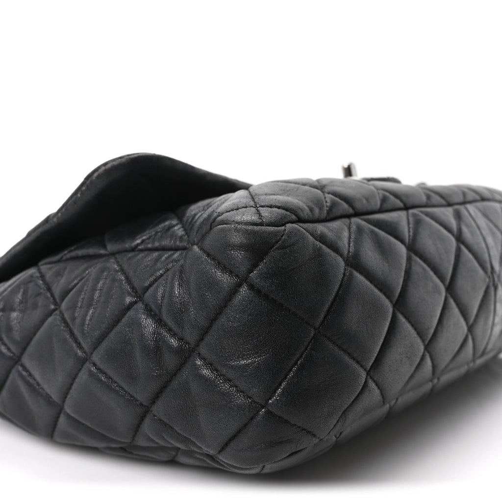Lambskin Quilted Jumbo Single Flap Black