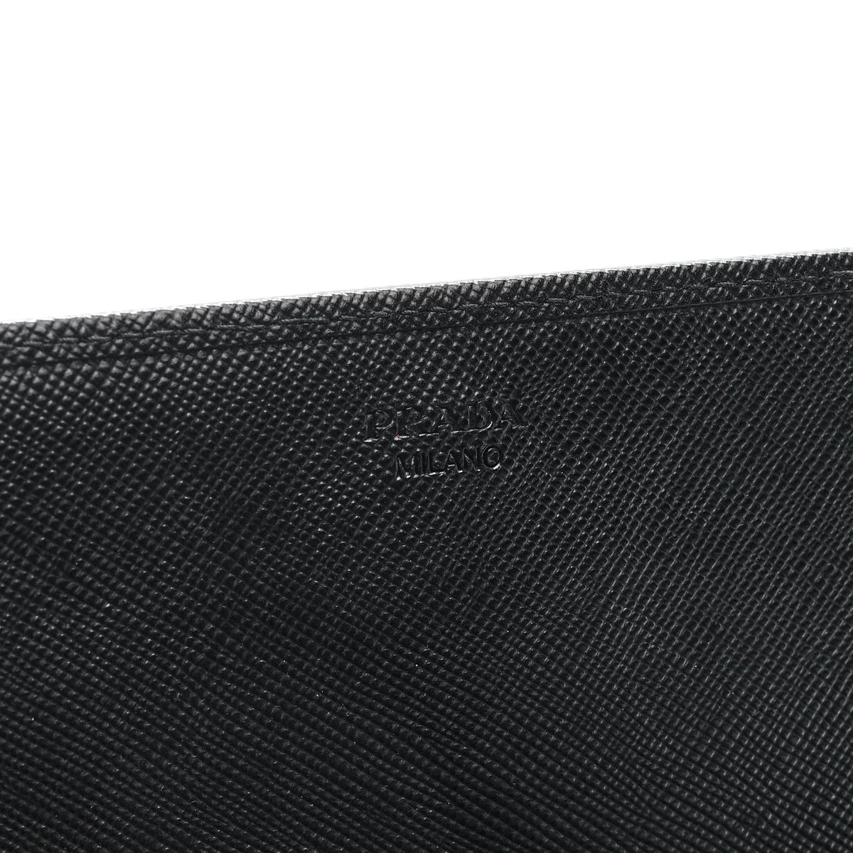 Vitello Move Metal Oro Chain Wallet Black