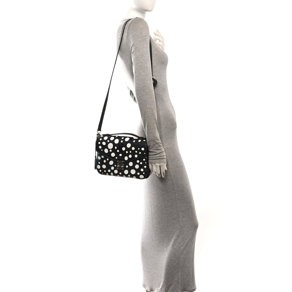 LV x YK Empreinte Monogram Giant Pochette Metis Black