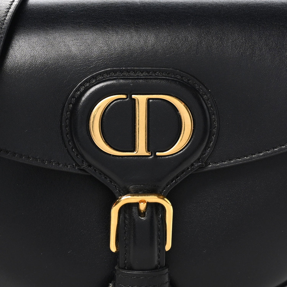 Box Calfskin Small Bobby Flap Black