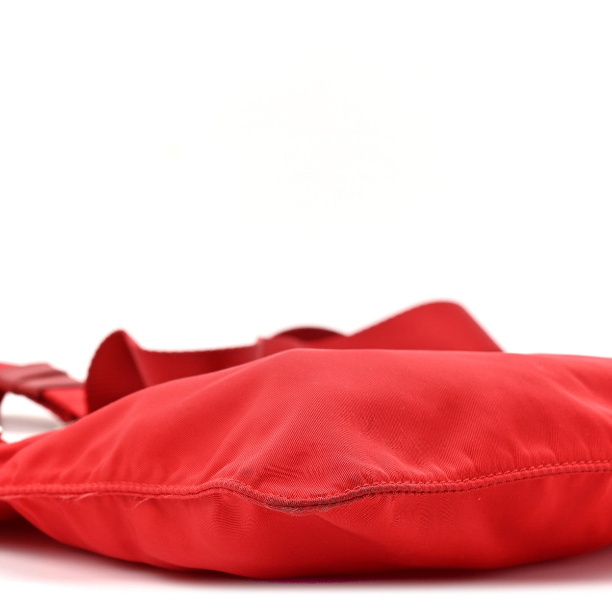 Nylon Vela Saffiano Flat Messenger Bag Rosso