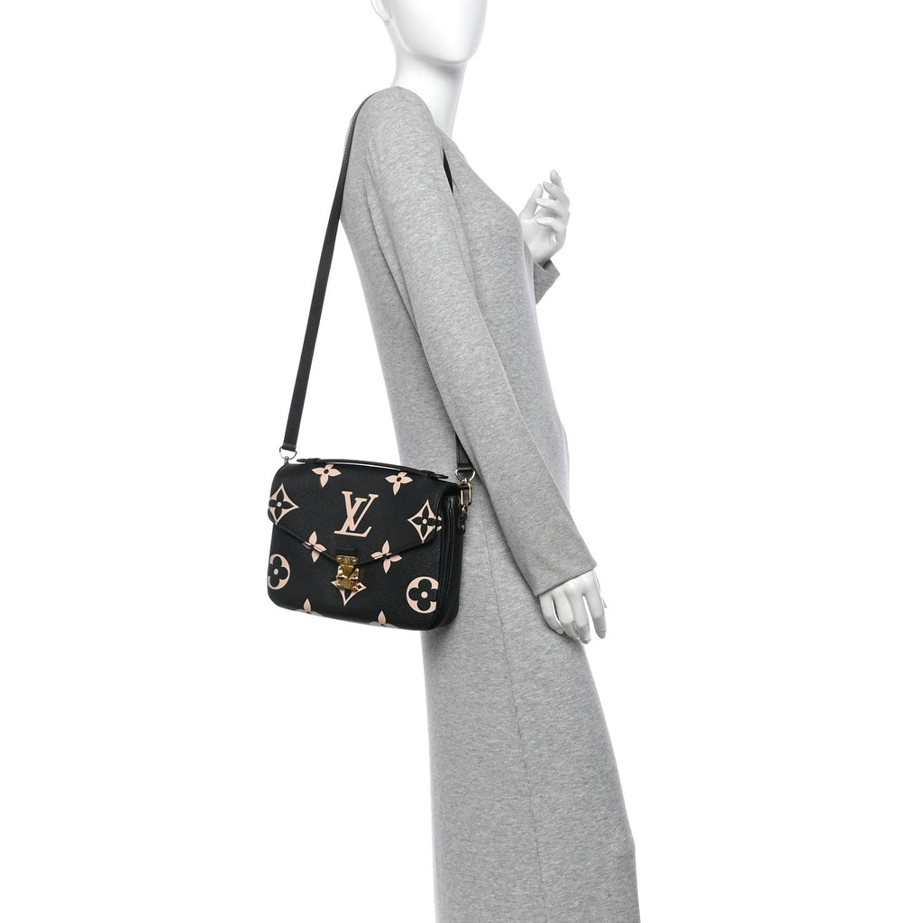 Empreinte Monogram Giant Pochette Metis Black Beige