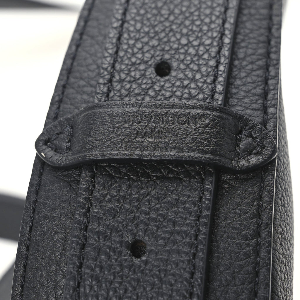 Smooth Calfskin Low Key Bumbag Black