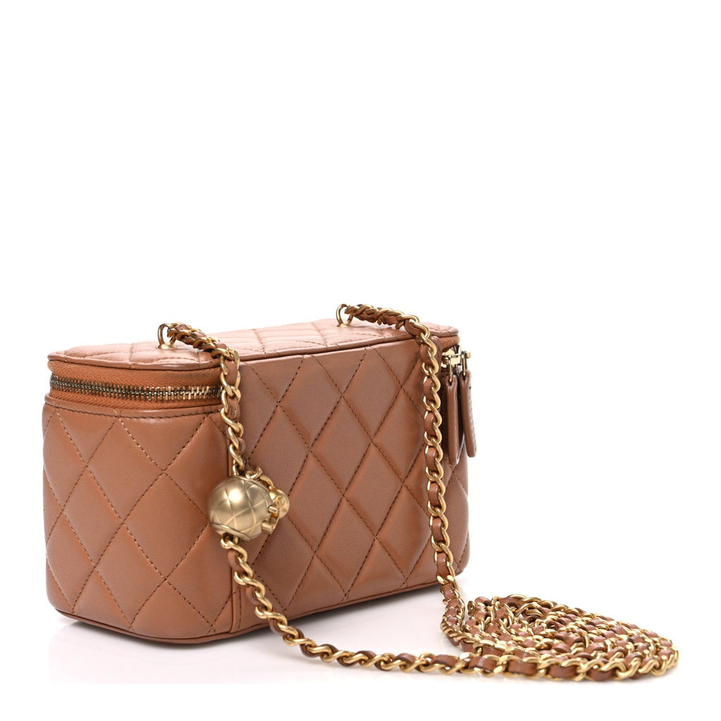 Lambskin Quilted Pearl Crush Small Vanity Case With Chain Brown