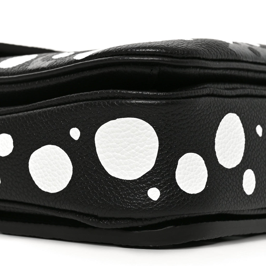 LV x YK Empreinte Monogram Giant Pochette Metis Black