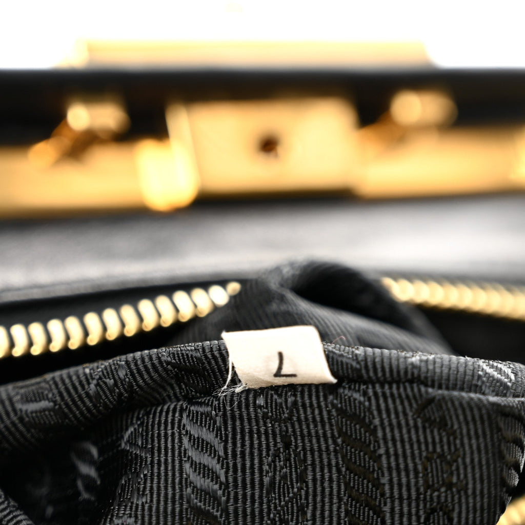 Nappa Dressy Gaufre Framed Tote Black