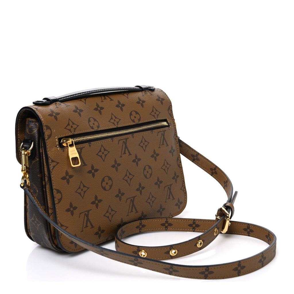 Reverse Monogram Pochette Metis