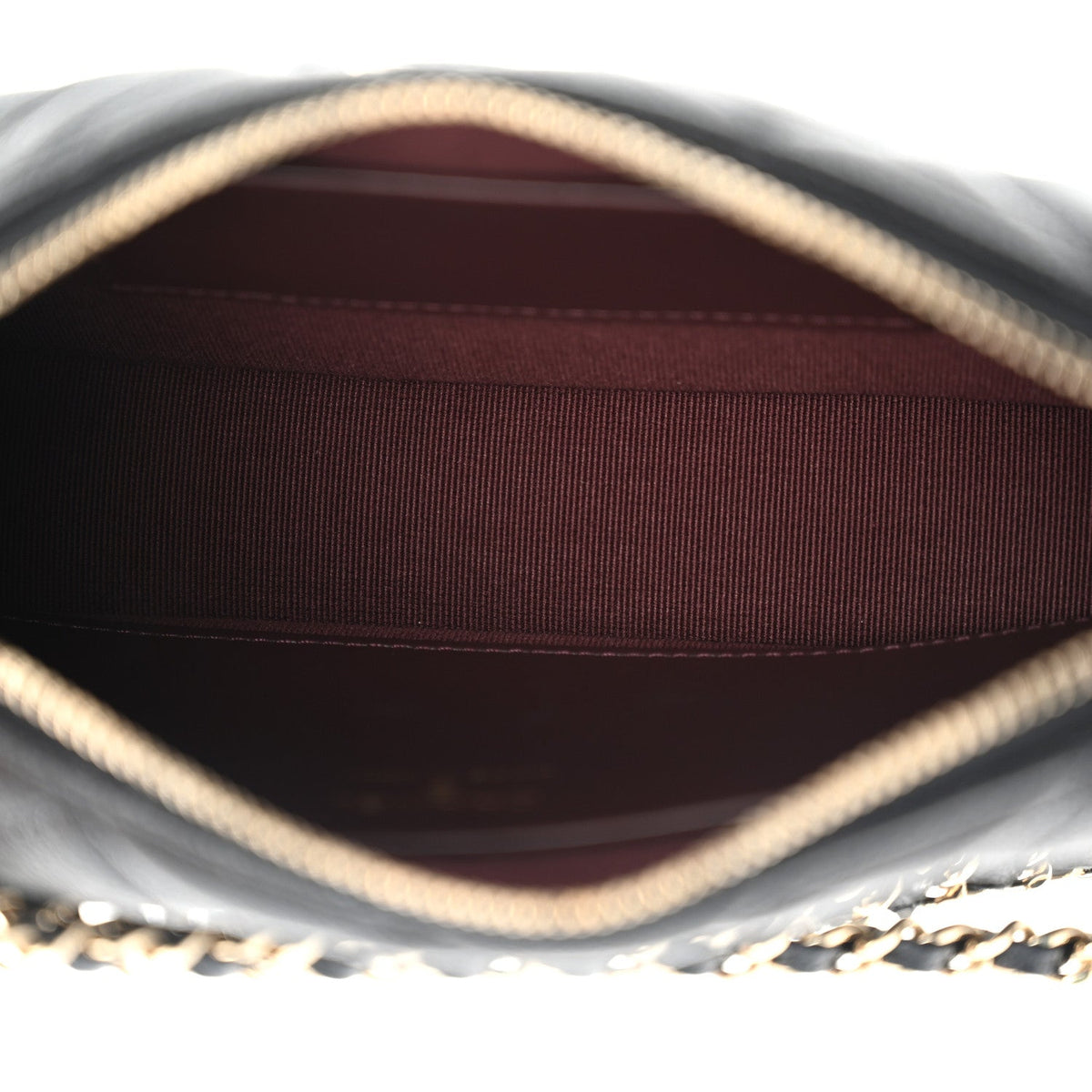 Caviar Quilted Purse With Chain Black