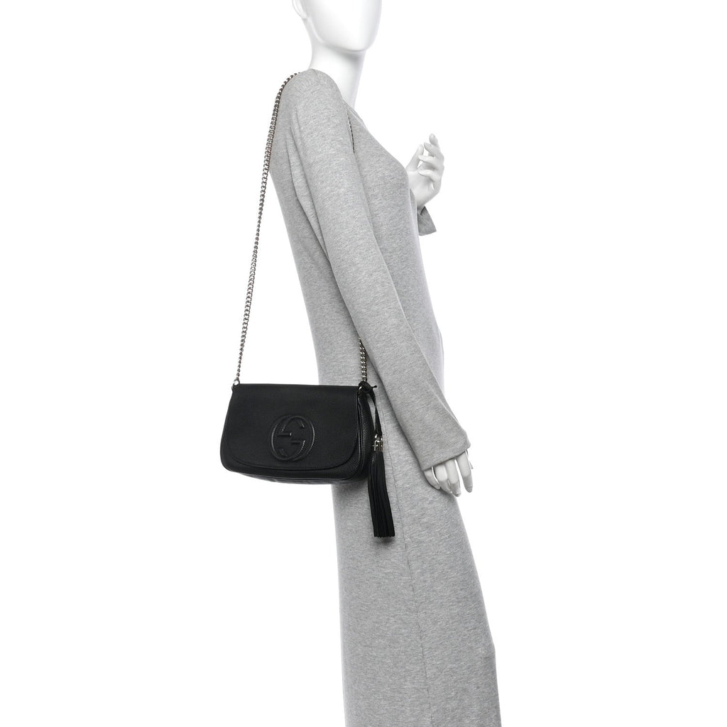 Pebbled Calfskin Medium Soho Flap Crossbody Black