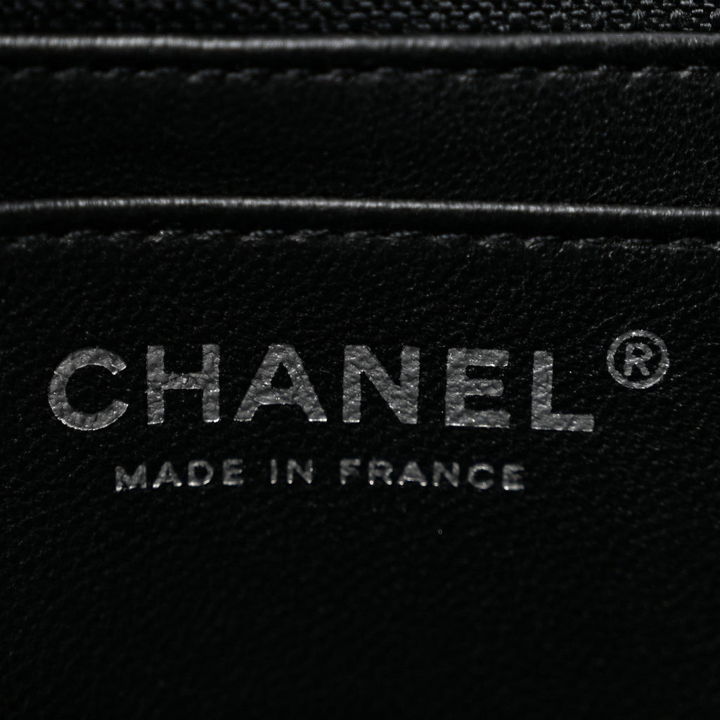 Caviar Quilted Jumbo Single Flap Black
