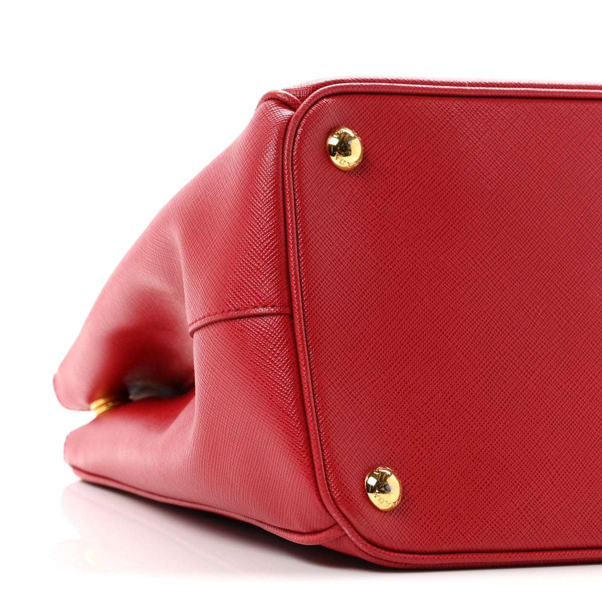 Saffiano Lux Medium Galleria Double Zip Tote Fuoco