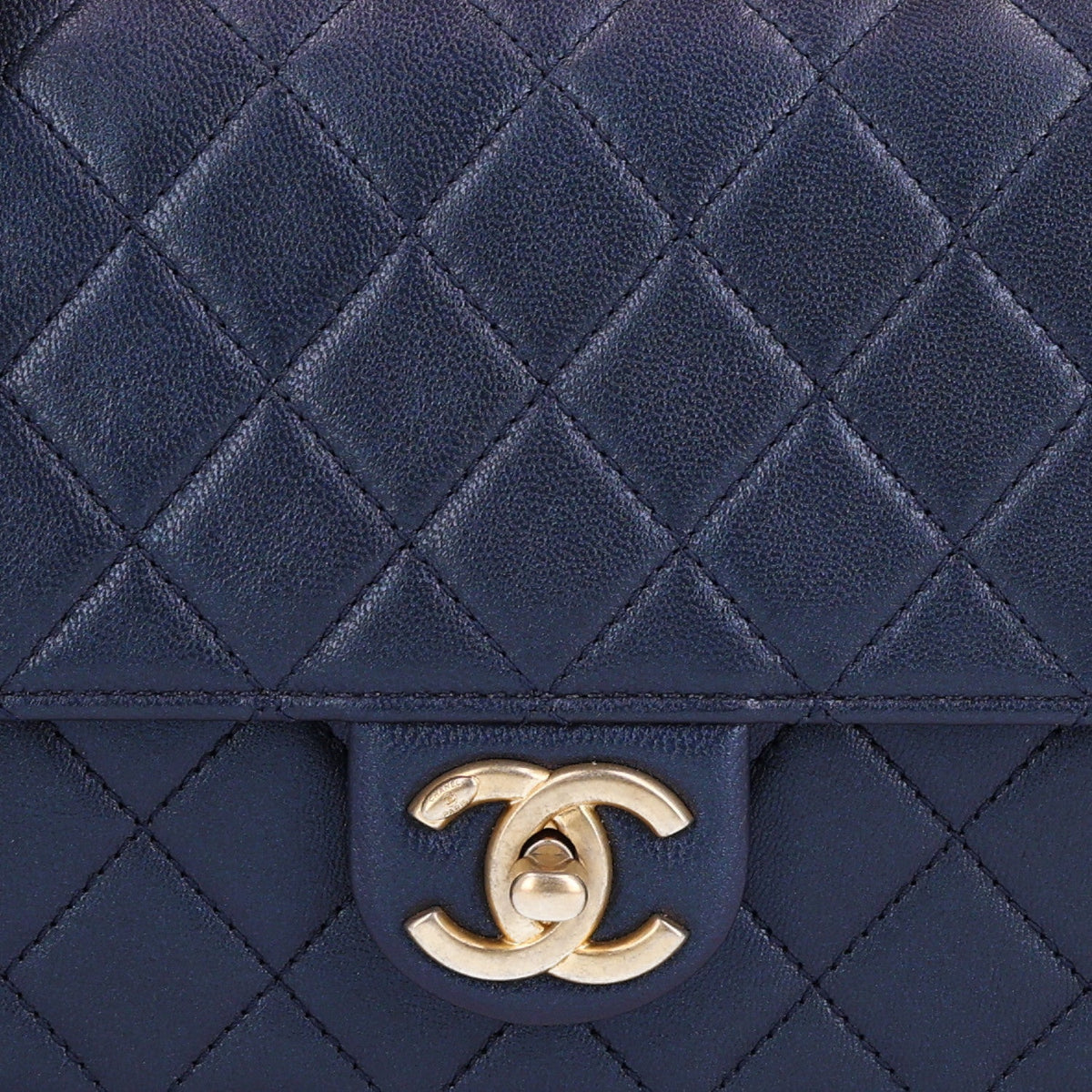 Iridescent Lambskin Quilted Small Chic Pearls Flap Blue