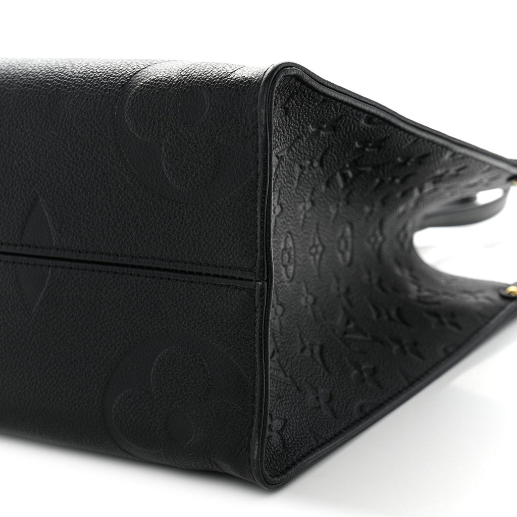 Empreinte Monogram Giant Onthego MM Black