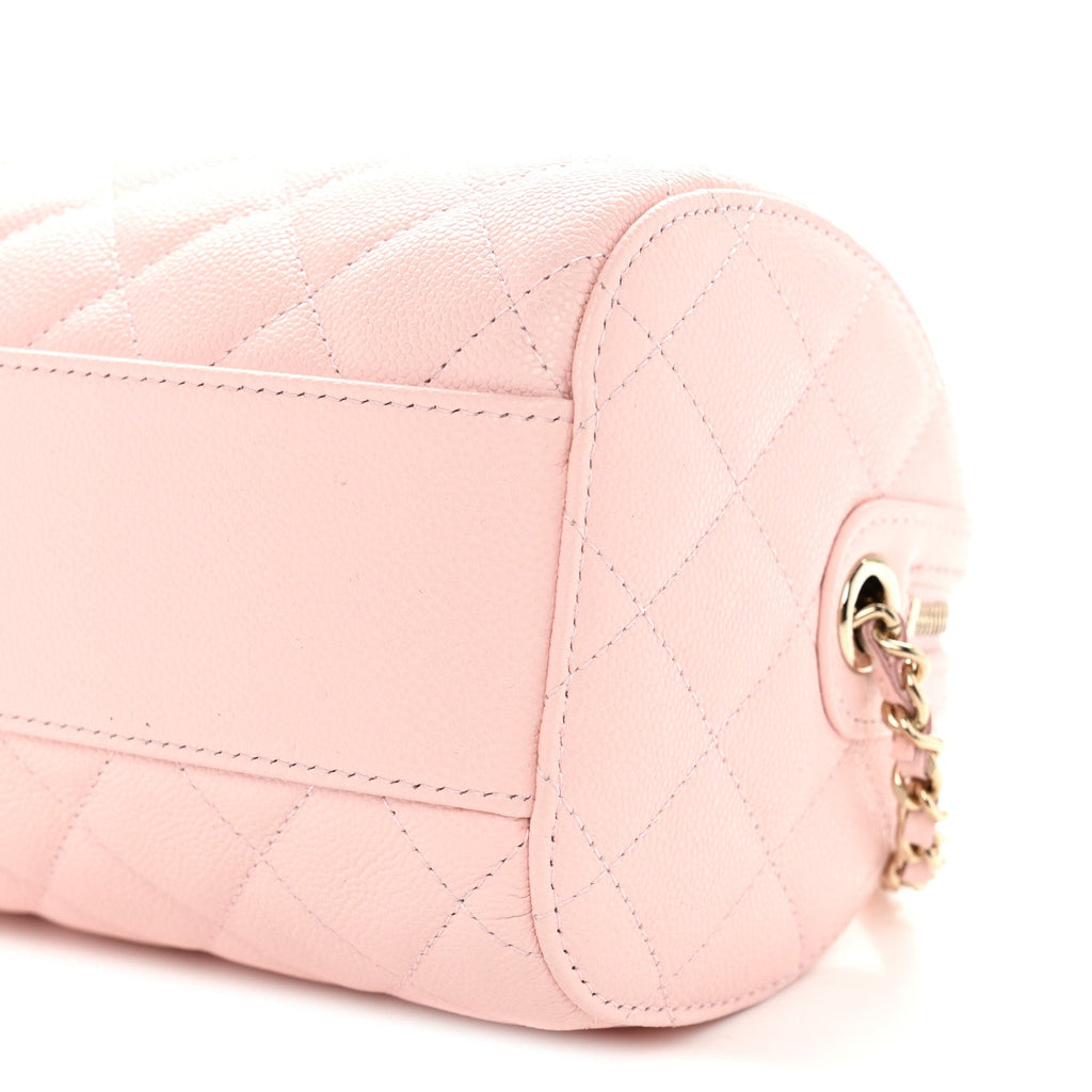Caviar Quilted Barrel Clutch With Chain Light Pink