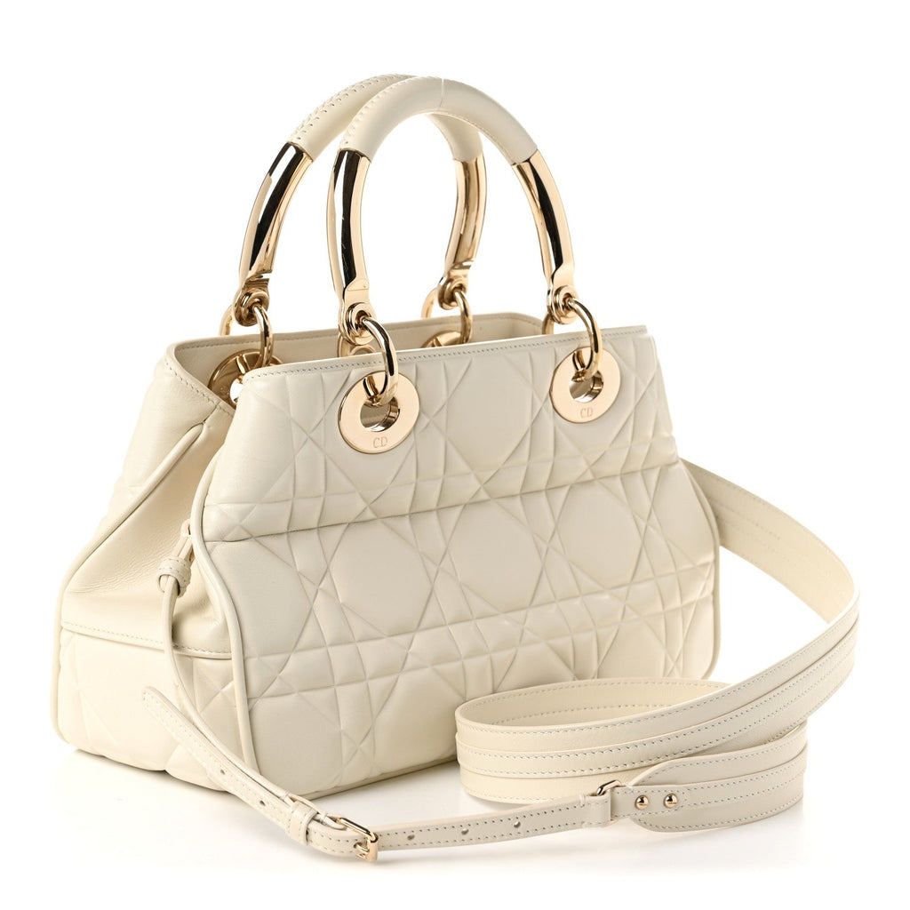 Calfskin Cannage Medium The Lady 95.22 White