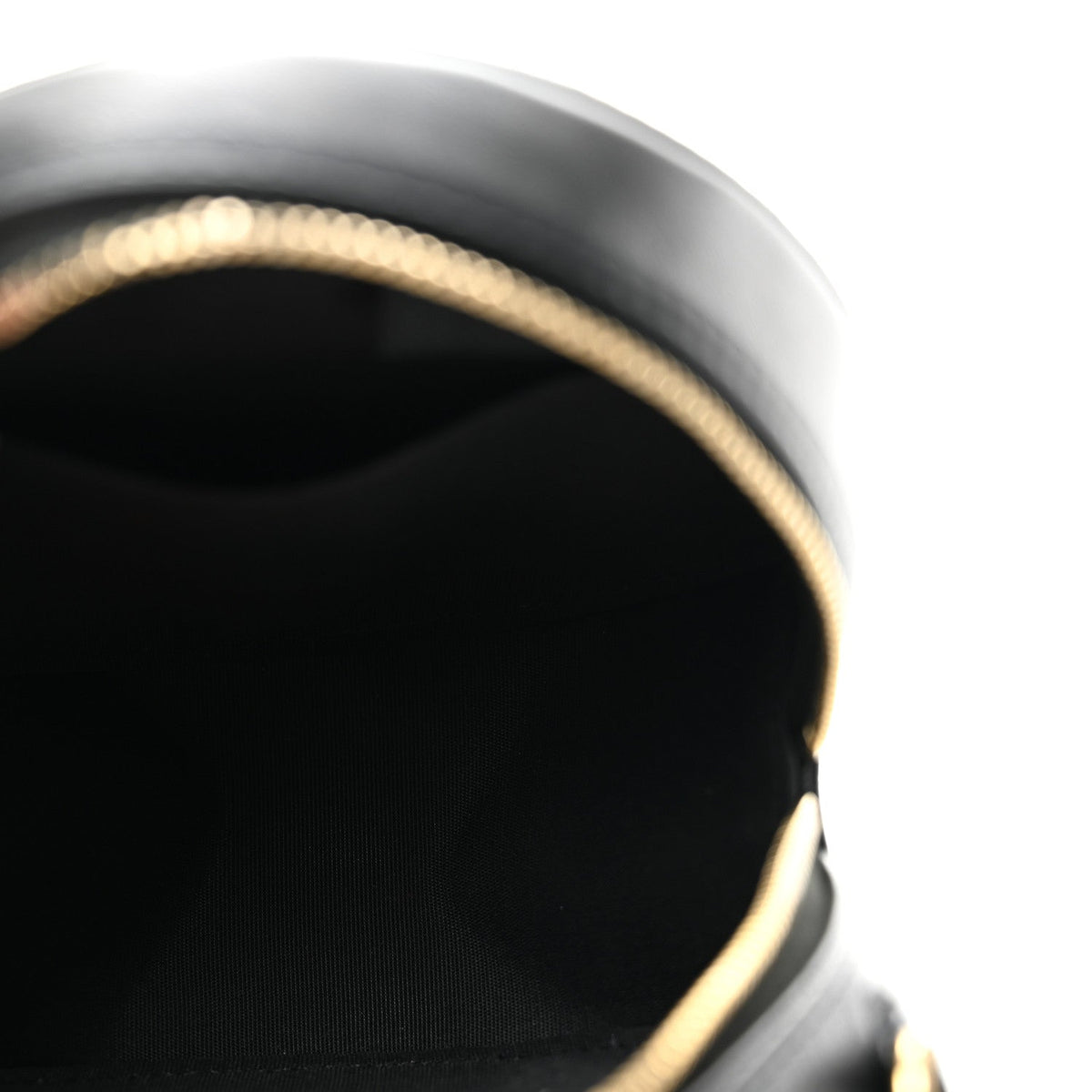 Lambskin Quilted Zirconium Round Clutch With Chain Black