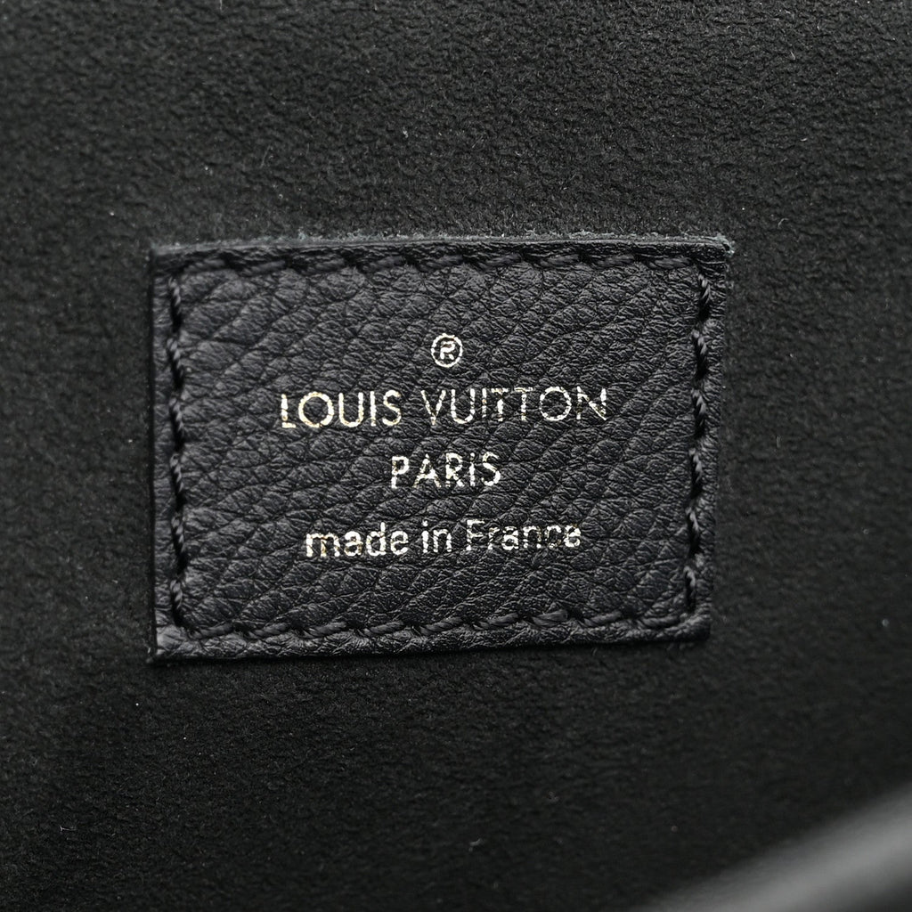 Grained Calfskin Lockme Oxford Black