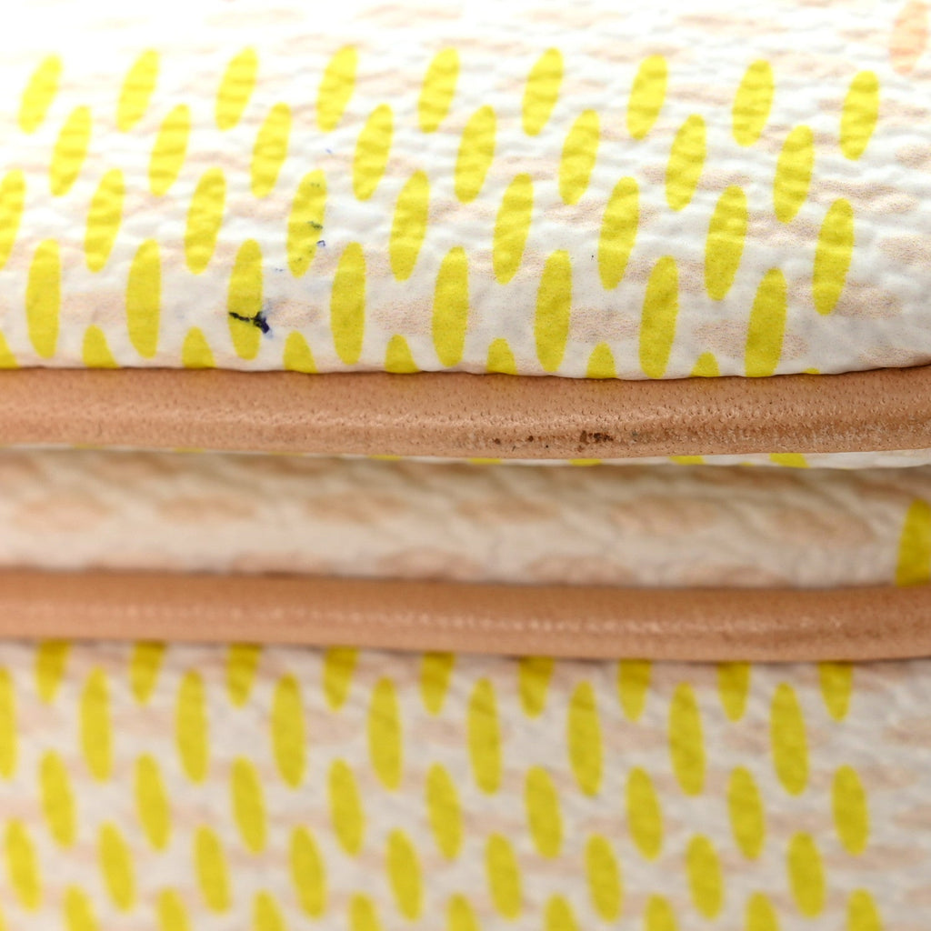 Damier Giant Pochette Metis East West Peach