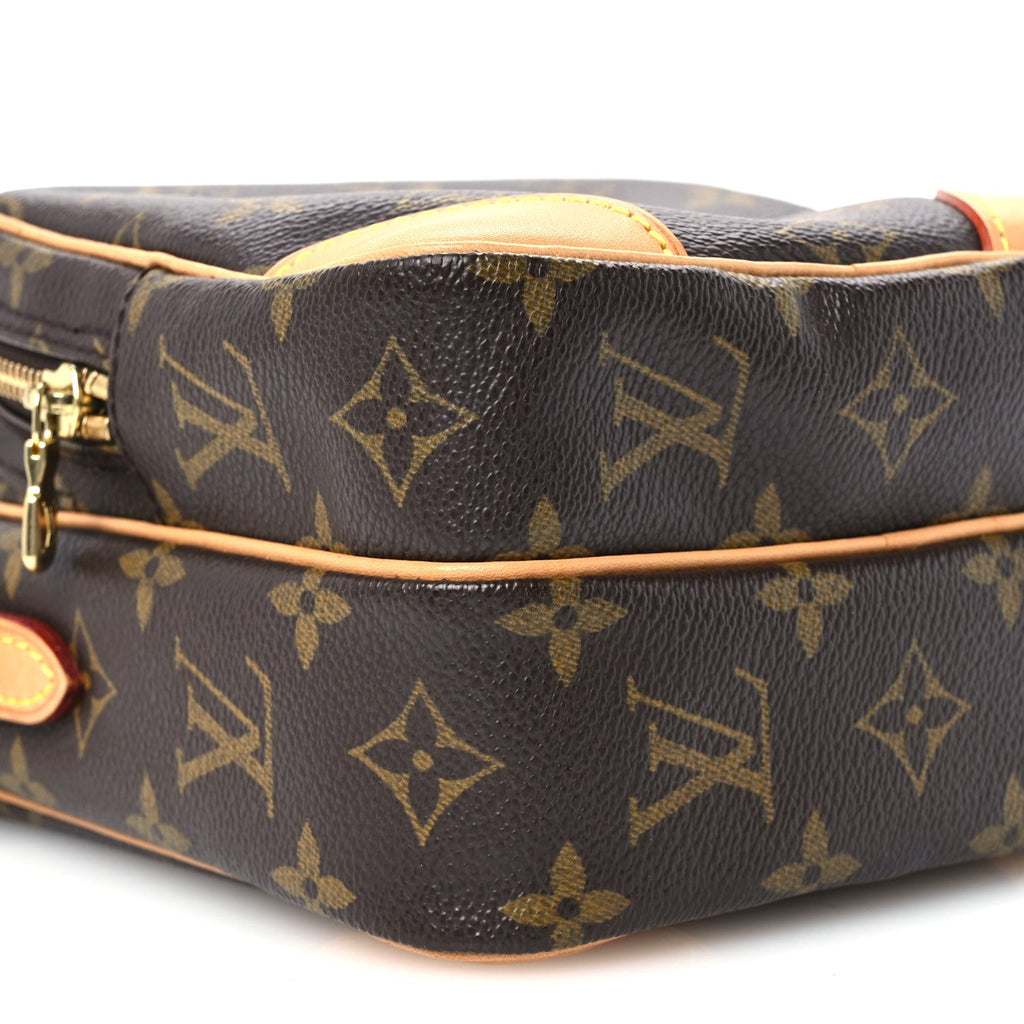 Monogram Amazone