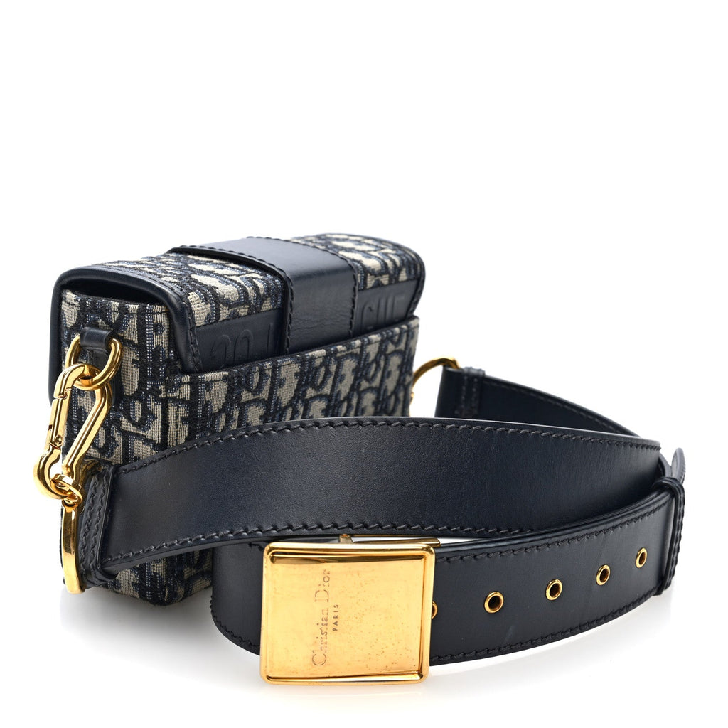Oblique 30 Montaigne Box Bag Blue