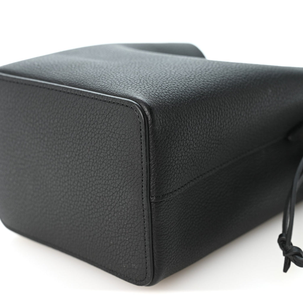Calfskin Nano Lockme Bucket Black