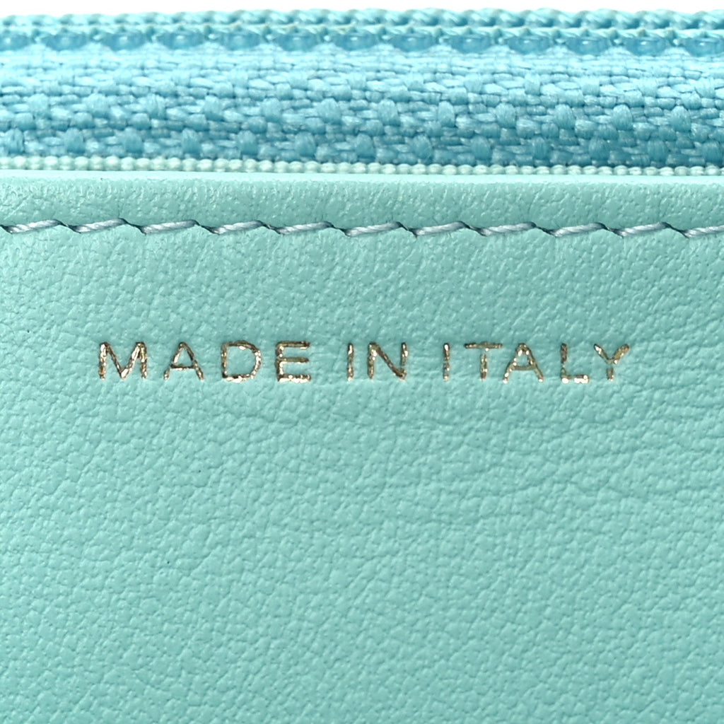 Caviar Quilted Wallet On Chain WOC Turquoise
