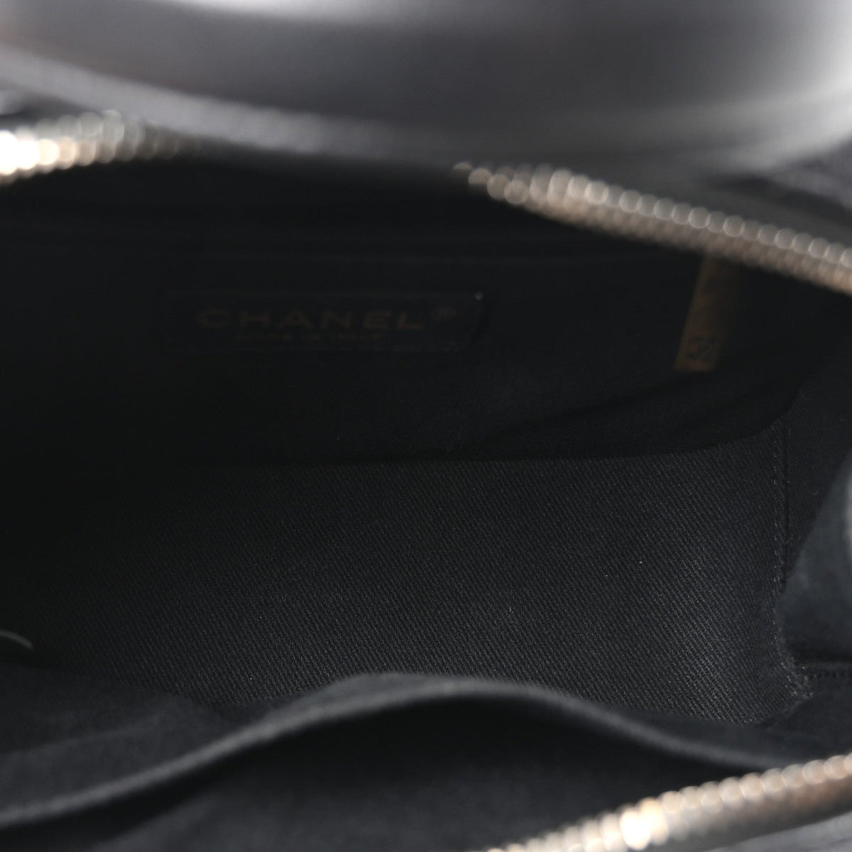 Shiny Calfskin Goatskin Small Coco Curve Vanity Bag Black