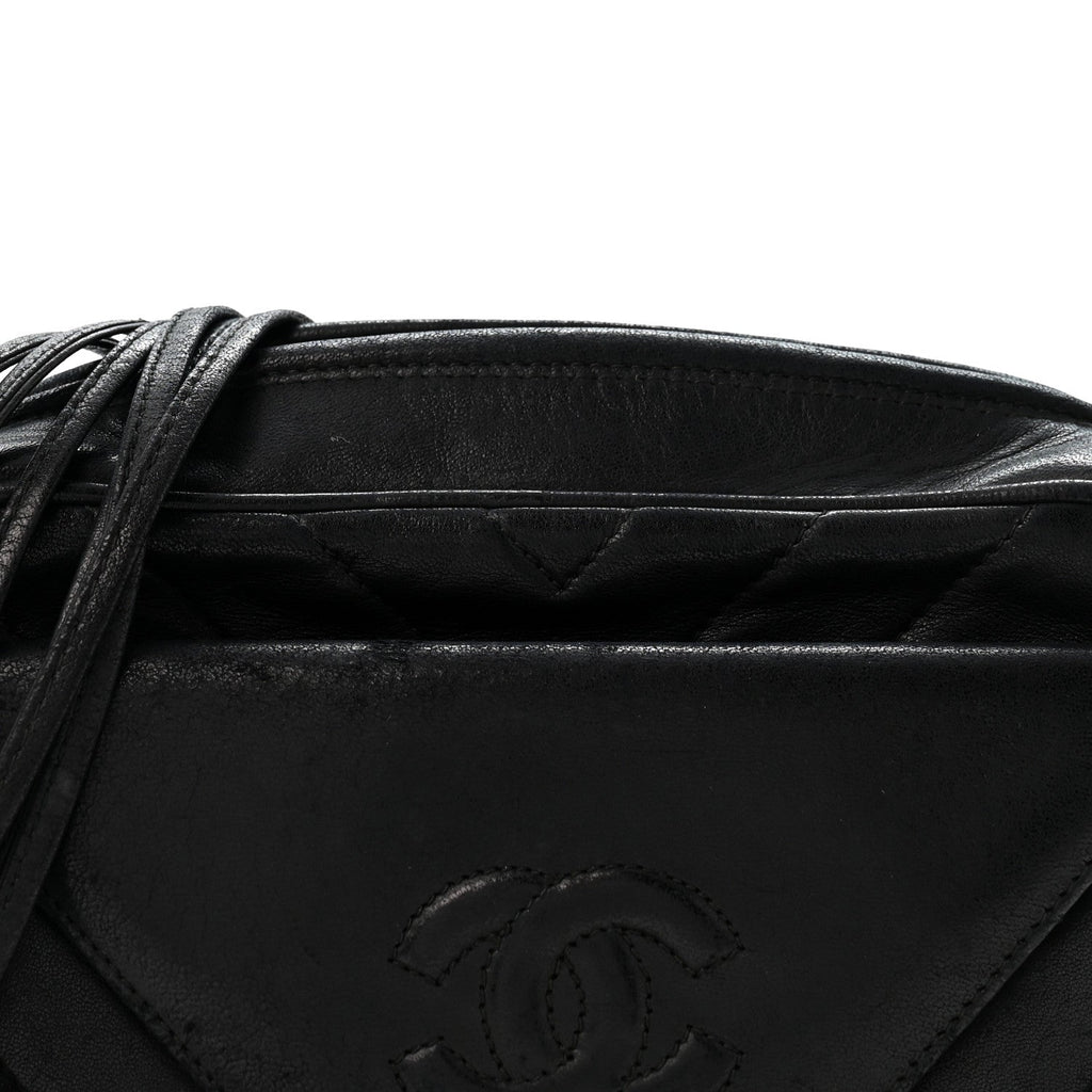 Lambskin Chevron Quilted Tassel Camera Case Black