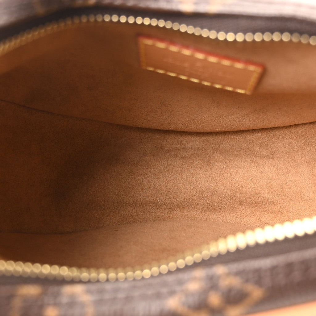 Monogram Loop