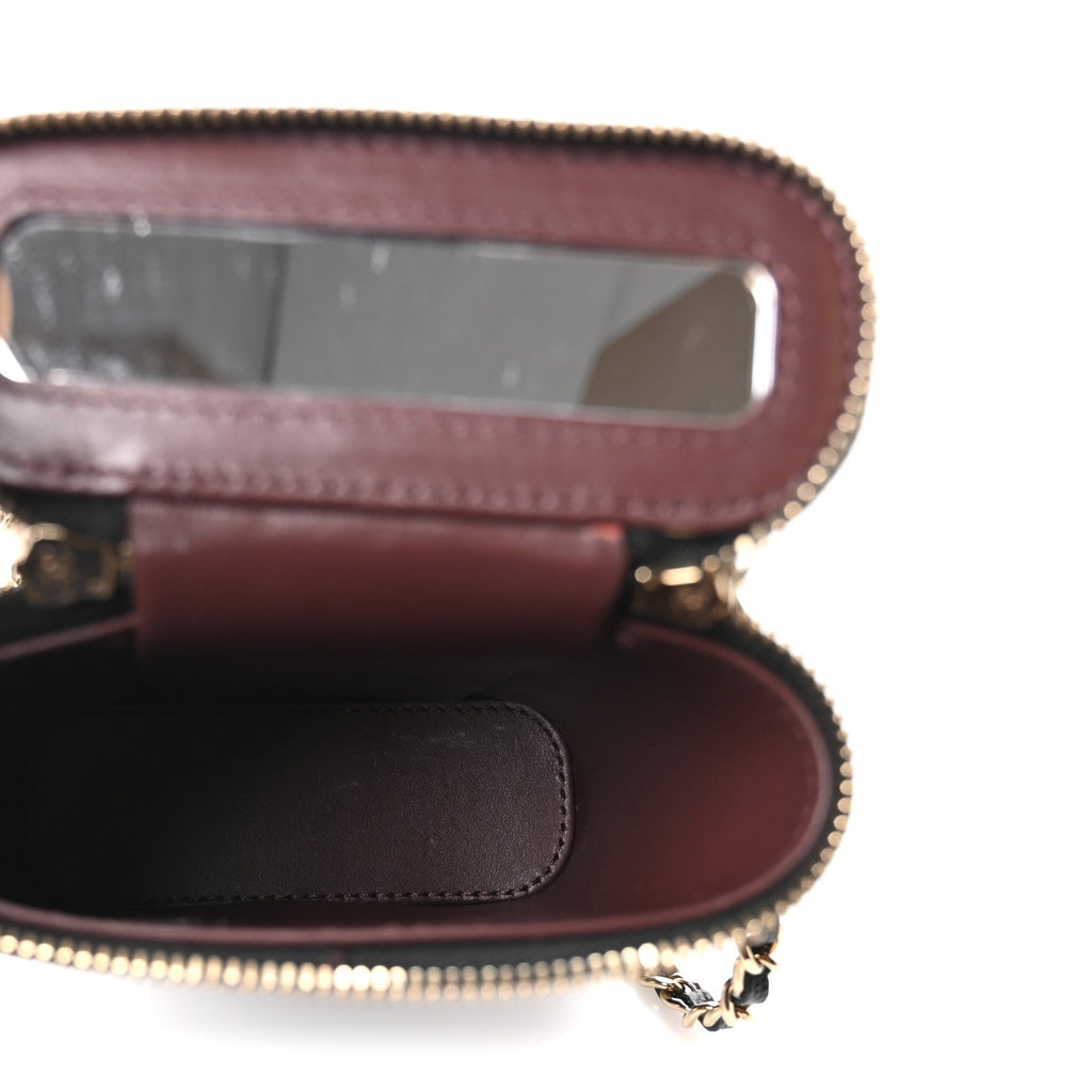 Caviar Quilted Small Vertical Coco Beauty Vanity Case With Chain Black