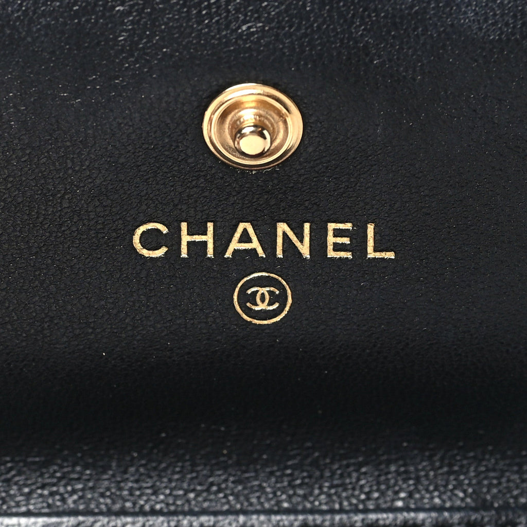 Lambskin Quilted Pearl Crown Clutch With Chain Black