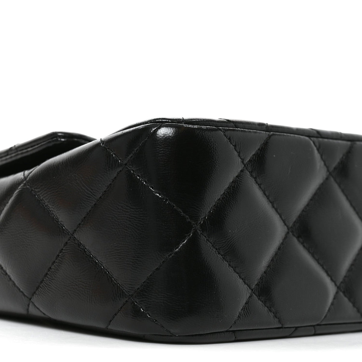 Shiny Lambskin Quilted Twisted Links Top Handle Flap Black