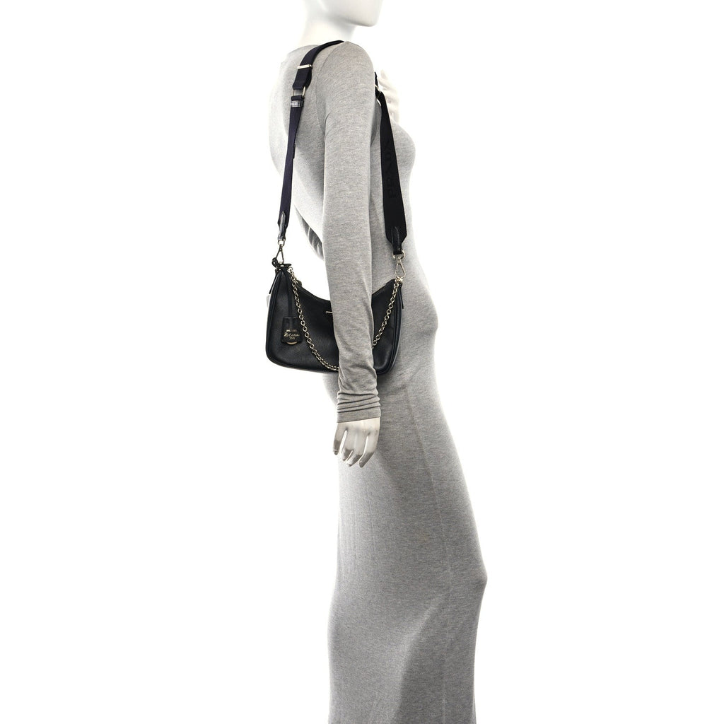 Saffiano Lux Re-Edition 2005 Shoulder Bag Black