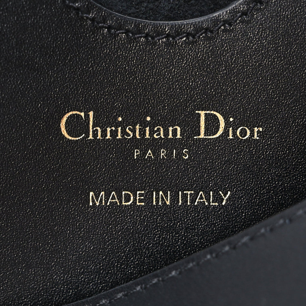 Box Calfskin Large Bobby Flap Black