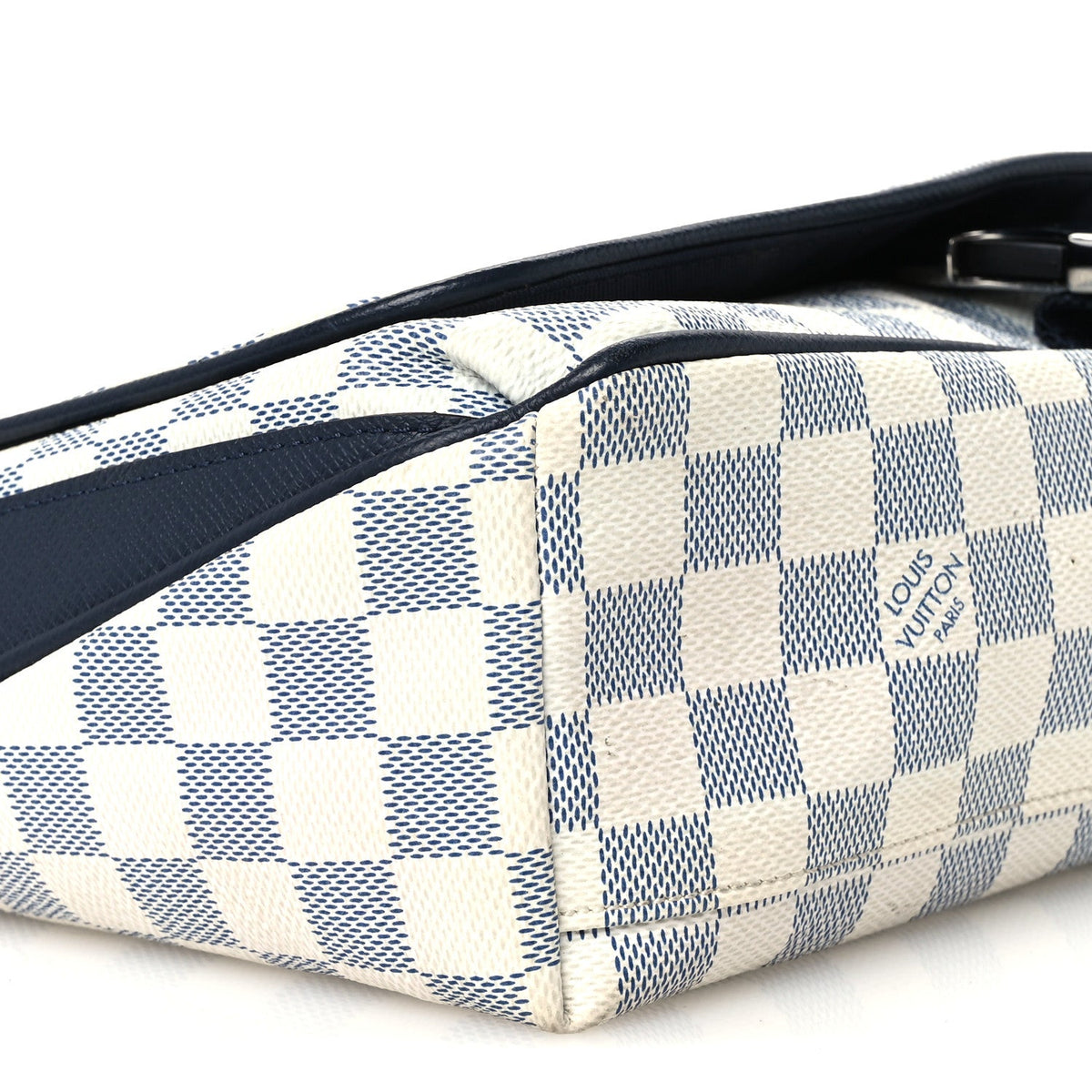 Damier Azur Matchpoint Messenger