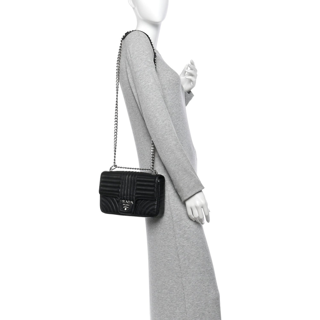 Soft Calfskin Impunture Diagramme Medium Chain Flap Shoulder Bag Black