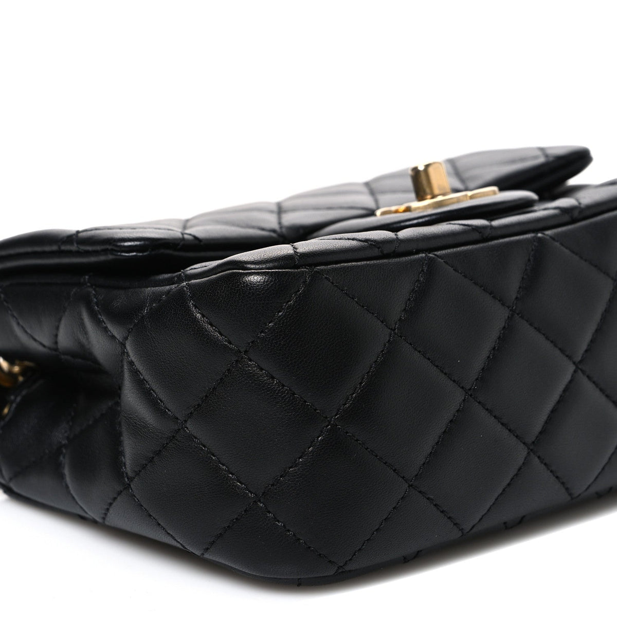Lambskin Quilted Mini Pearl Crush Flap Black