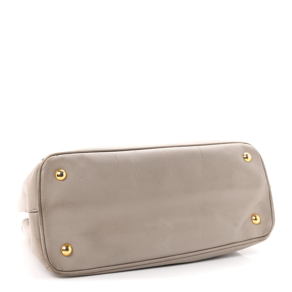 Saffiano Lux Medium Tote Argilla