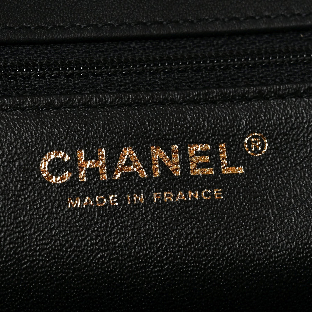Calfskin Quilted Chevron In The City Bag Black