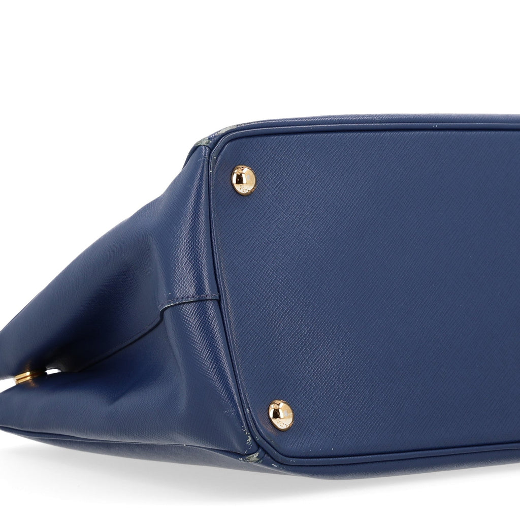Saffiano Lux Medium Galleria Double Zip Tote Bluette