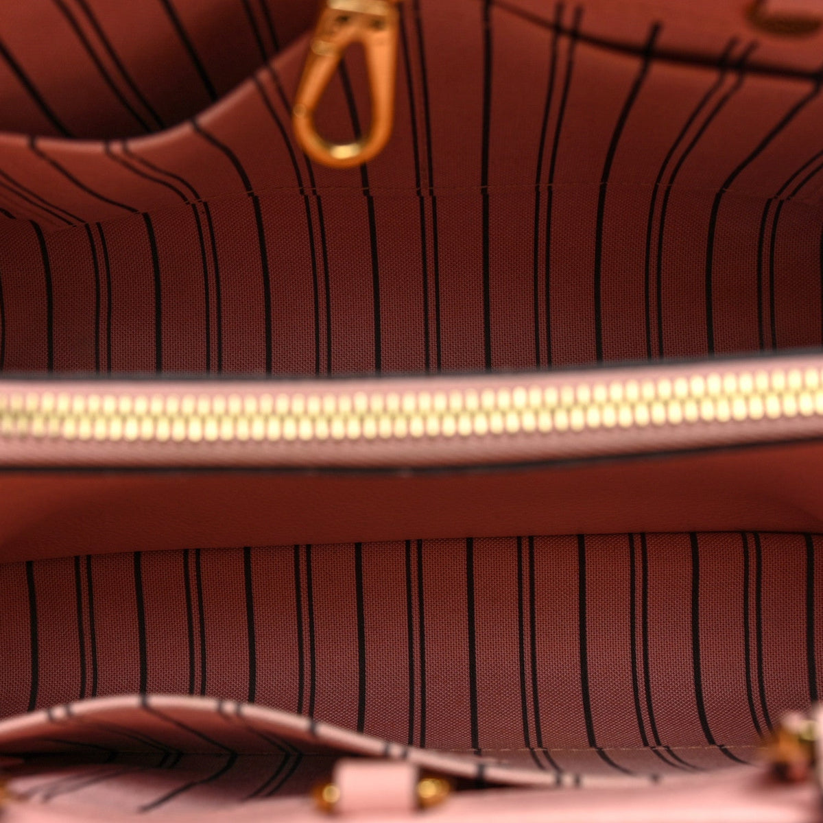 Empreinte Montaigne BB Rose Poudre