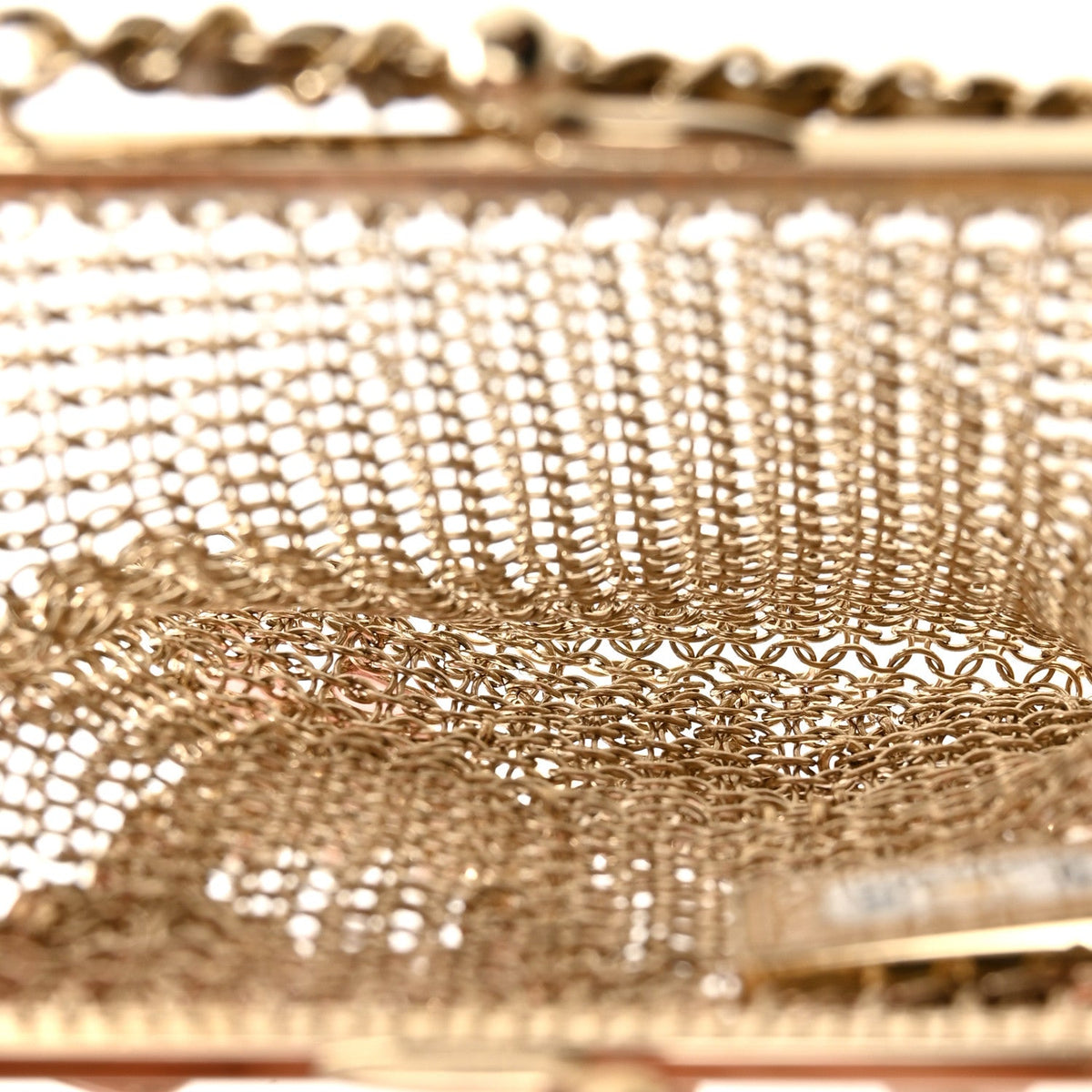 Metal Pearl Enamel Kiss Lock Chain Mail Charm Clutch Gold