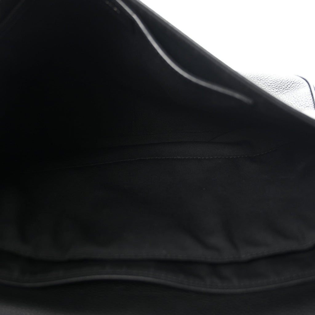Grained Calfskin Saddle Messenger Bag Black