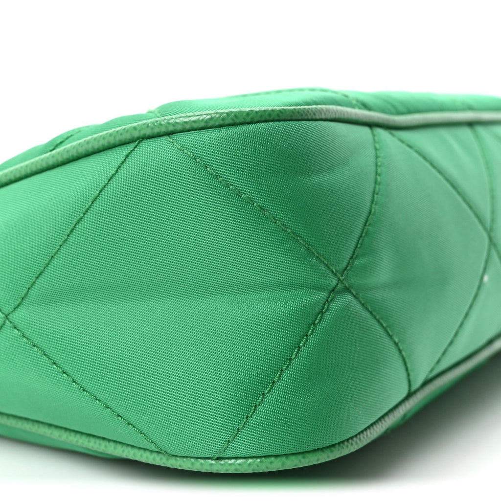 Re-Nylon Saffiano Stitched Mini Re-Edition 1995 Chaine Shoulder Bag Menta