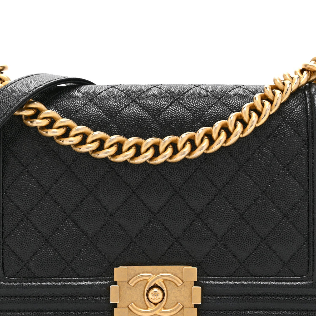 Caviar Quilted Medium Boy Flap Black