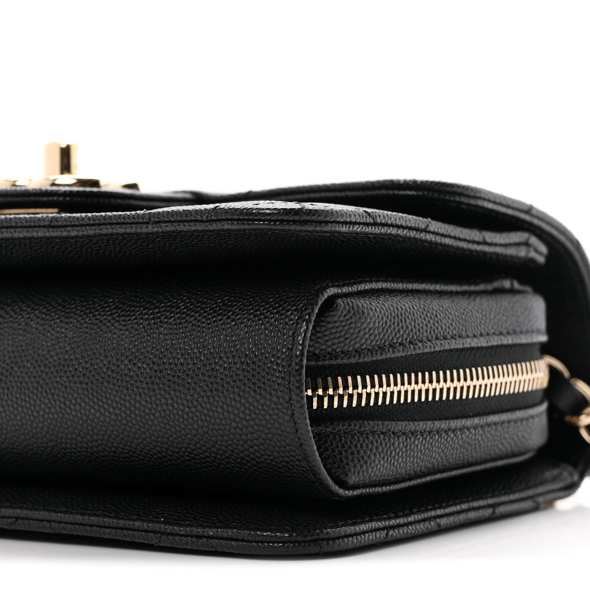 Caviar Quilted Like A Wallet Flap Black