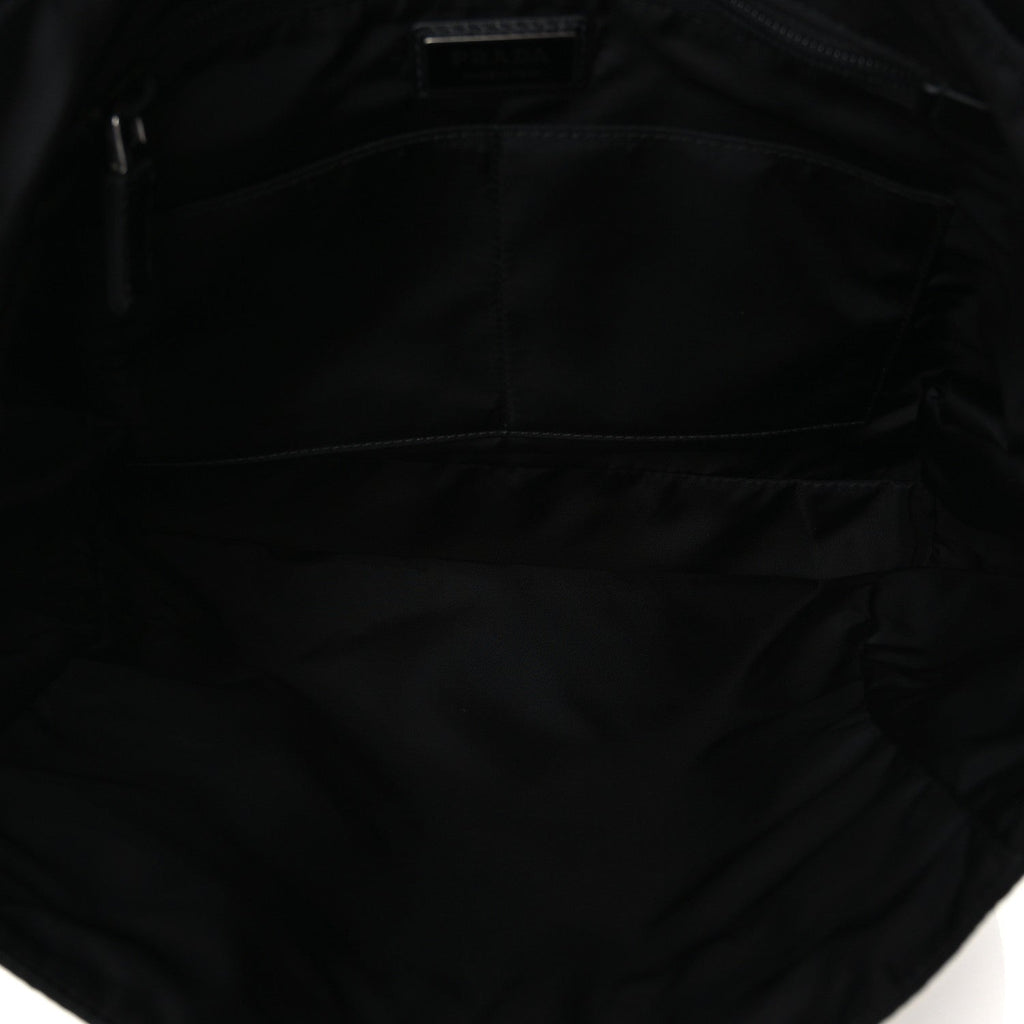 Re-Nylon Saffiano Sea Beyond Messenger Shoulder Bag Black