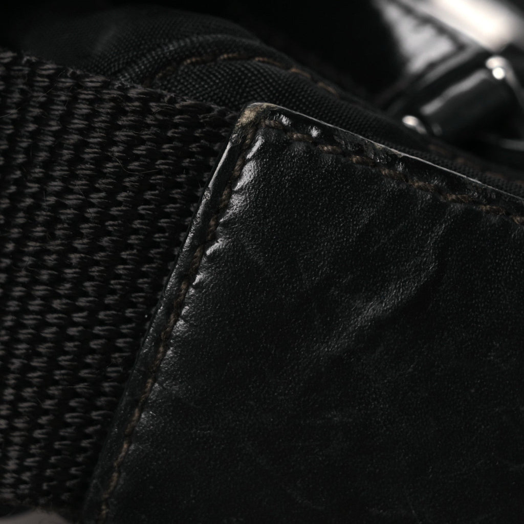 Tessuto Nylon Saffiano Small Vela Messenger Black