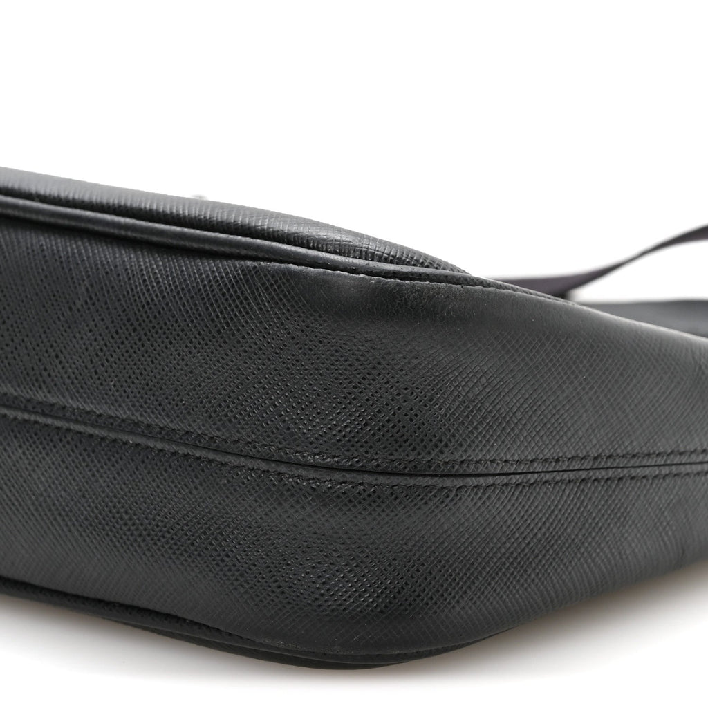 Saffiano Lux Re-Edition 2005 Shoulder Bag Black